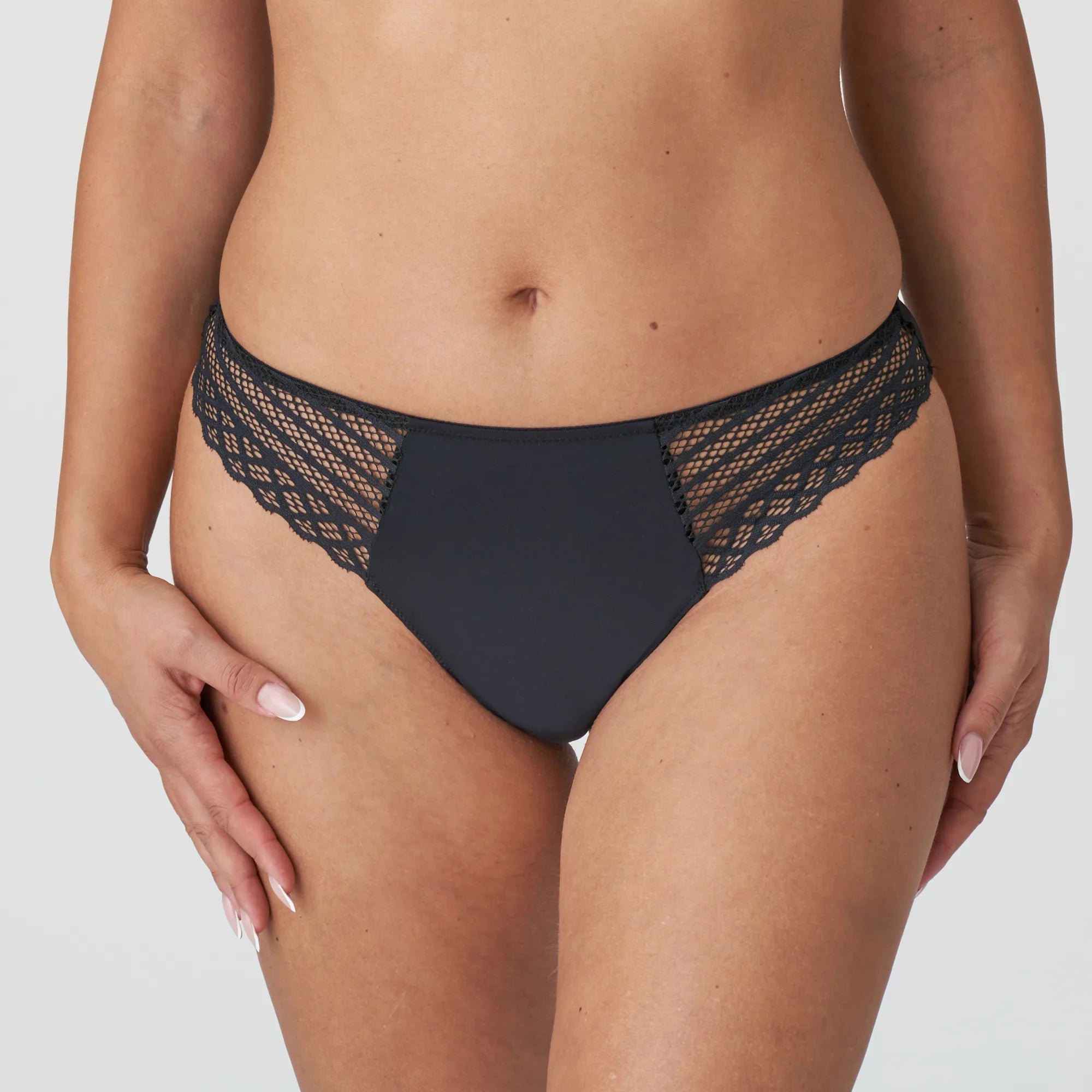 Prima Donna Twist String - East End 0641930 - 2 kleuren